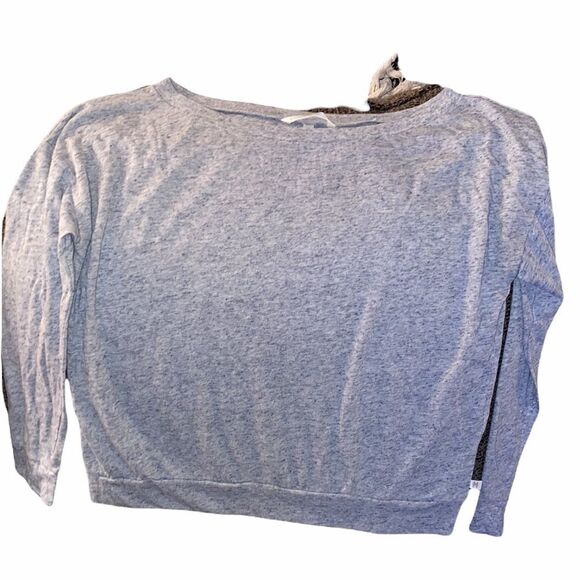 ✨HP✨VS Grey Crew Long Sleeve Lounge Tee✨ - Picture 4 of 4